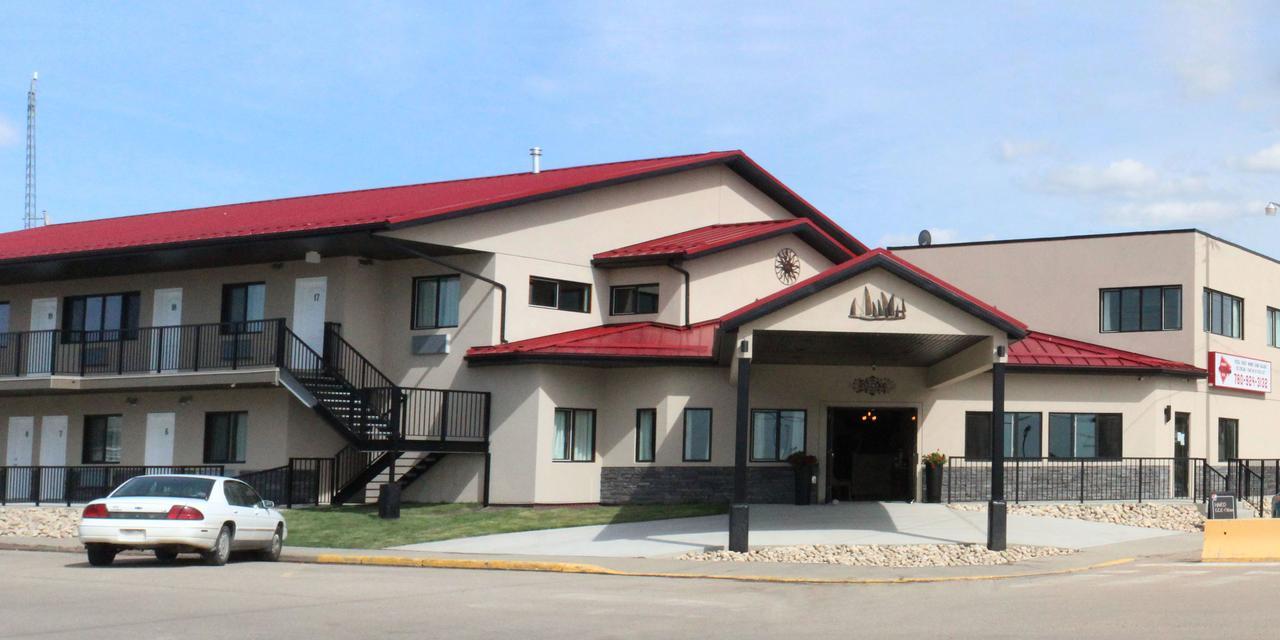 Alberta Beach Inn And Suites Экстерьер фото